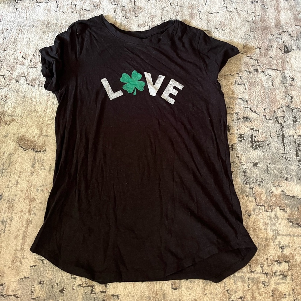 Old navy St Patrick’s Day themed shirt